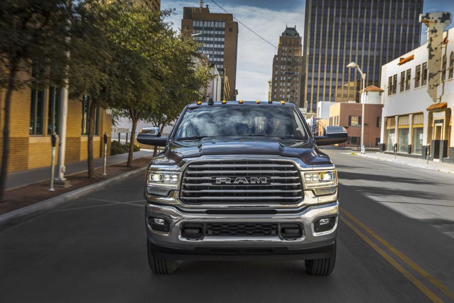  Ram 2500 Laramie Longhorn Mega Cab (DJ) 2019 года  (фото 9 из 20)